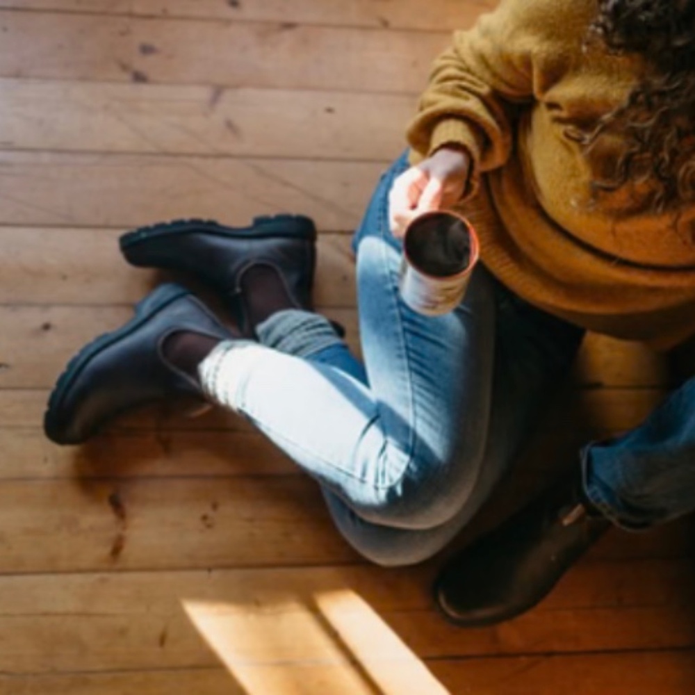 Walnut Blundstone Premium Leather Chelsea Boot